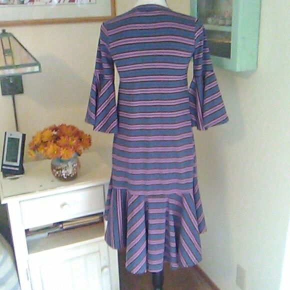 LuLaRoe Ruffled Shift Dress - Picture 7 of 12